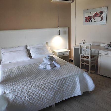 B & B Korello Gasponi Luaran gambar