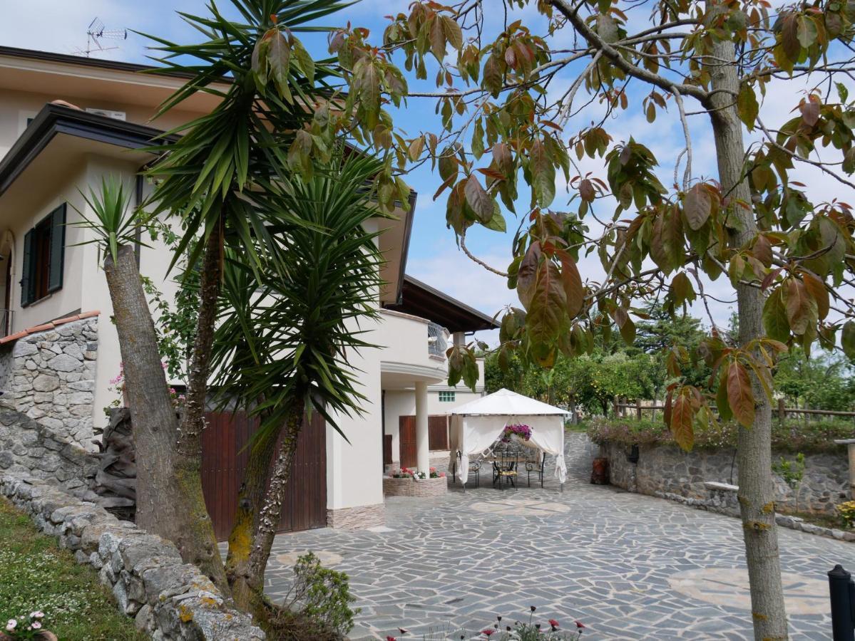 B & B Korello Gasponi Luaran gambar